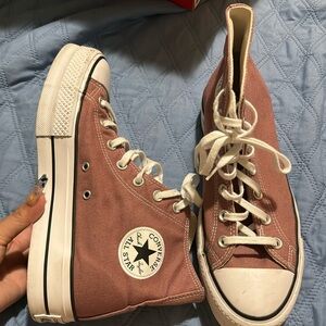 Used platform high top pink converse 10